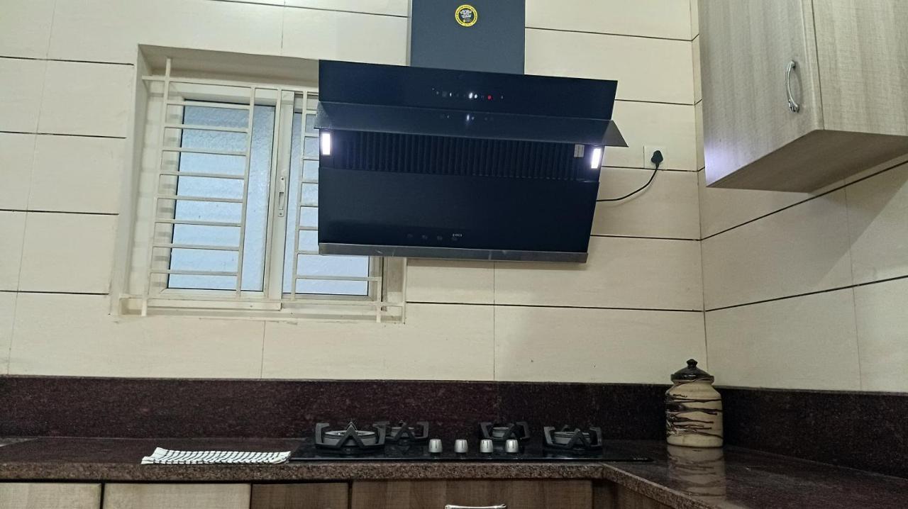 Shi'S Vilva - The Bungalow In Coimbatore - Near Airport, Kmch, Codesia מראה חיצוני תמונה