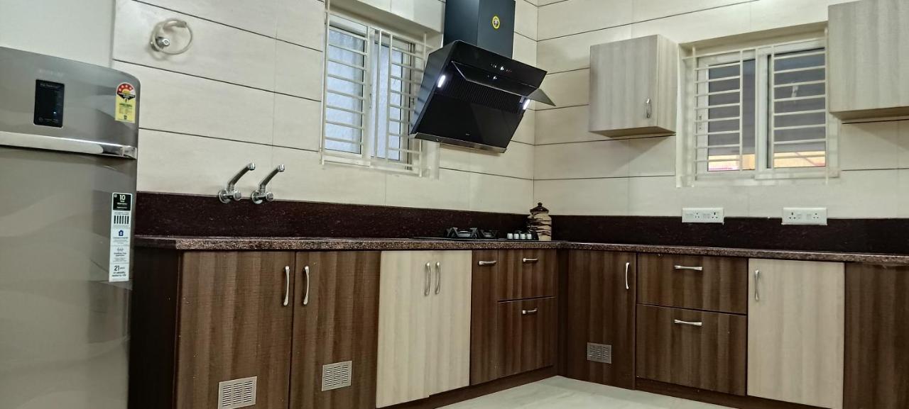 Shi'S Vilva - The Bungalow In Coimbatore - Near Airport, Kmch, Codesia מראה חיצוני תמונה