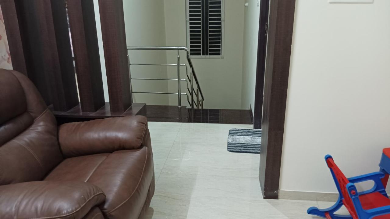 Shi'S Vilva - The Bungalow In Coimbatore - Near Airport, Kmch, Codesia מראה חיצוני תמונה