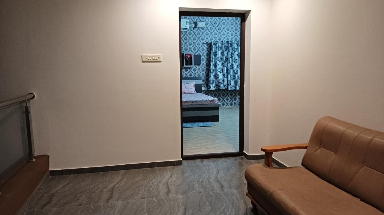 Shi'S Vilva - The Bungalow In Coimbatore - Near Airport, Kmch, Codesia מראה חיצוני תמונה